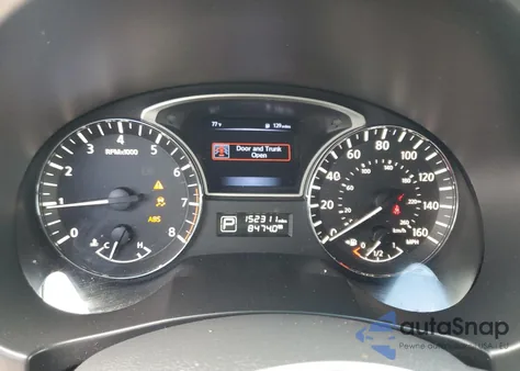 2015 Nissan Altima 2.5 из США, поврежденный, VIN 1N4AL3AP0FN357608